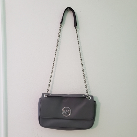 Authentic Michael Kors Shoulder Bag - Picture 2 of 7